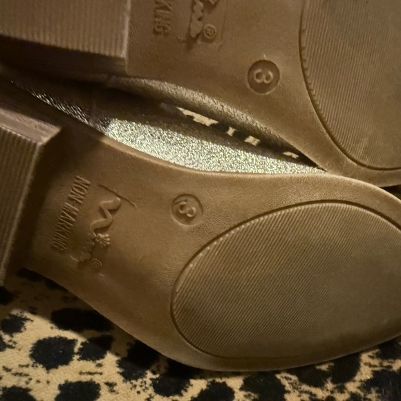 Nina Gold Ankle Boots with Buckles and Zipper - Picture 4 of 8